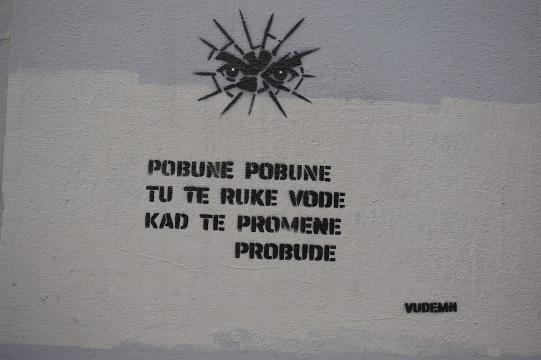 Comparatie intre SRL si PFA pentru alegerea formei juridice potrivite