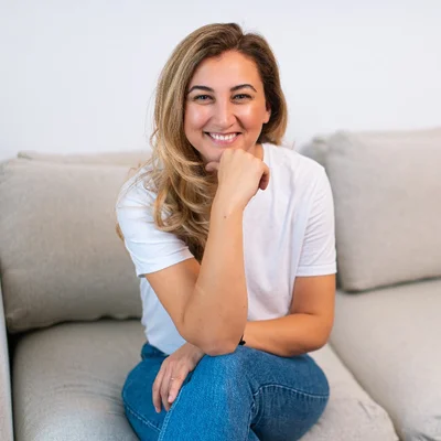 Fotografie profil Madalina Bratosin
